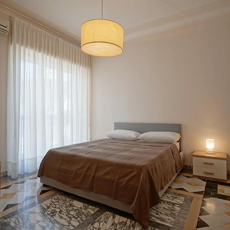 Top Floor Aparthotel Bentivoglio 2 Aeroporto di Catania Fontana Rossa Esterno foto