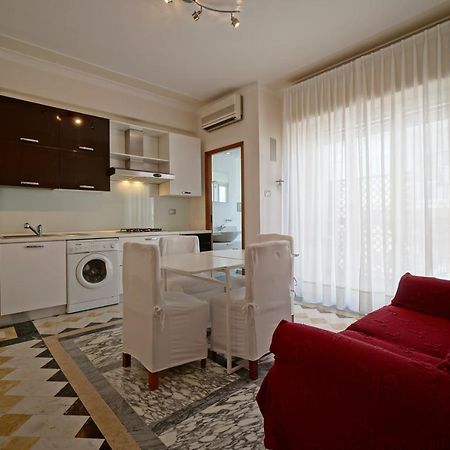 Top Floor Aparthotel Bentivoglio 2 Aeroporto di Catania Fontana Rossa Esterno foto